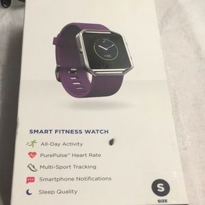 Fitbit Blaze Women’s Small Plum Band Original Box.